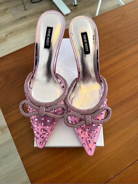 Nine West Shoes - Nine West NANITA3 Pink Rhinestone Bow Heels US 9.5 M